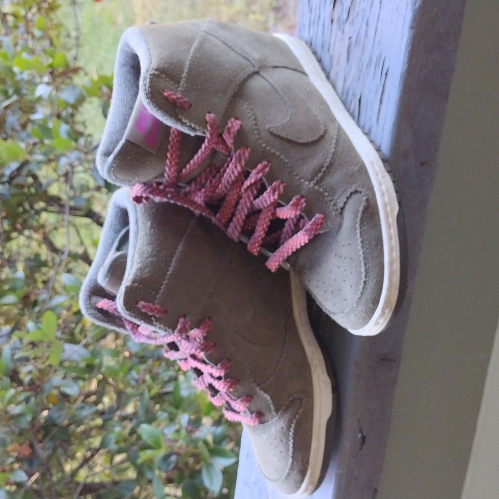 Nike Dunk Sky High Boot/ wedge